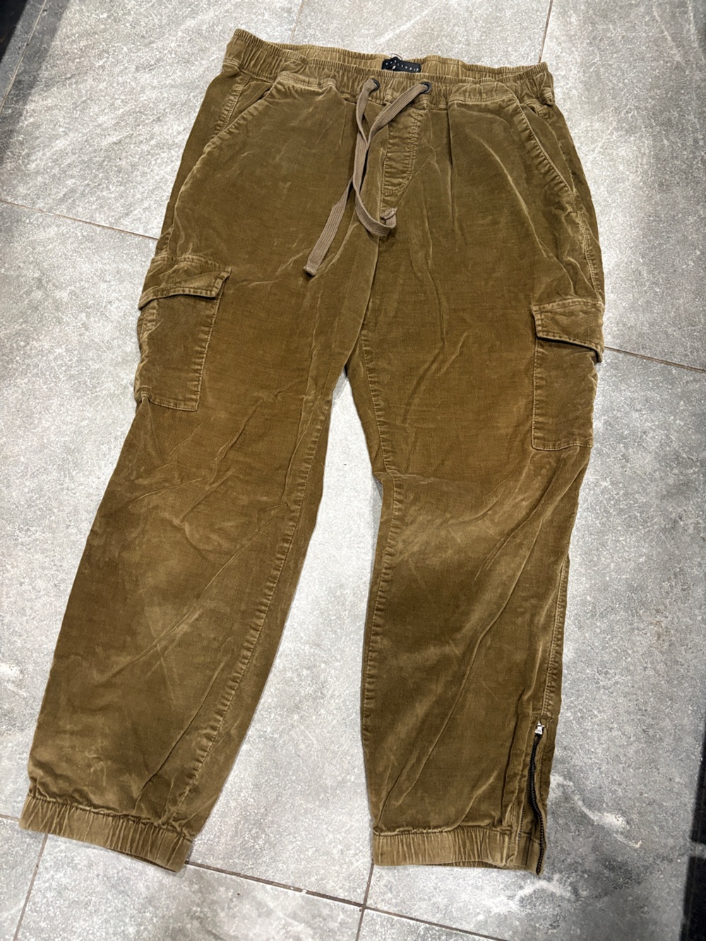 Sanctuary Olive Soft Corduroy Pull On Joggers